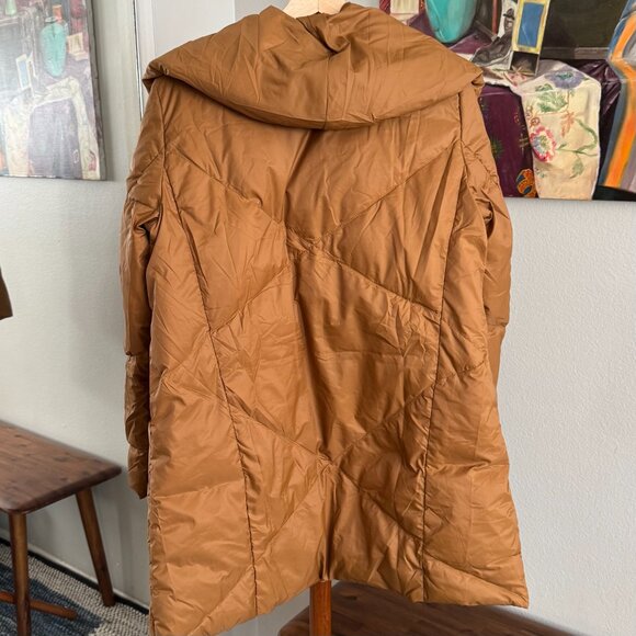 Garnet Hill - Packable Puffer Coat in Tan Brown - Picture 11 of 14